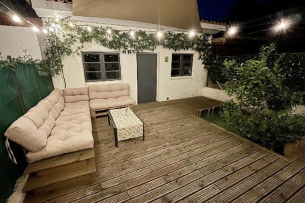 Maison de vacances GuestReady - Charming 3-bed House with Garden 49 Rue Béranger, 33100 Bordeaux