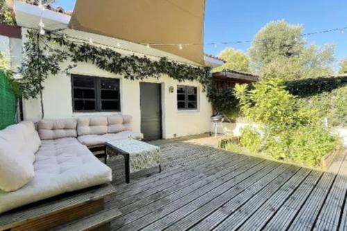 GuestReady - Charming 3-bed House with Garden Bordeaux france