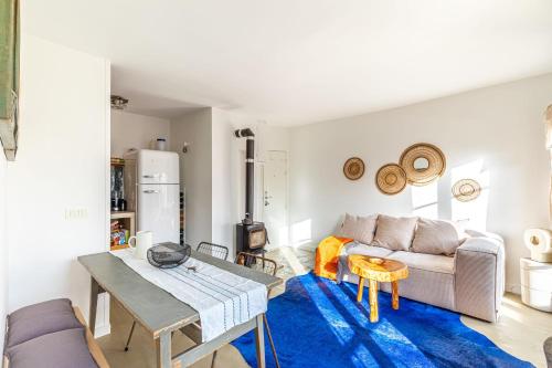GuestReady - Chic loft with terrace in the 10th Paris france