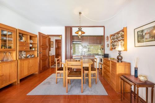 GuestReady -- Classic Portuguese-style Apartment in Sunny Cascais Cascais portugal