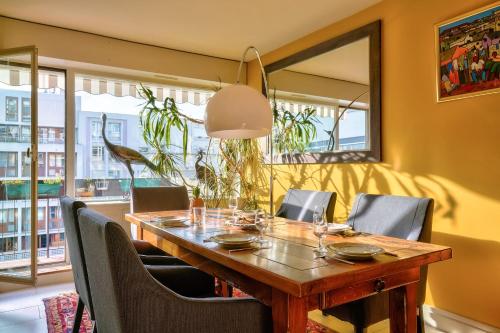 GuestReady - Colourful and Homelike Apt in the 11th arrond Paris france