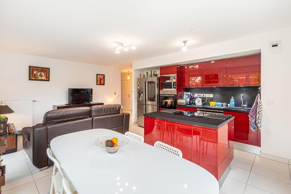 Appartement GuestReady - Family-Friendly Apartment in Chaville 274 Avenue Roger Salengro, 92370 Chaville