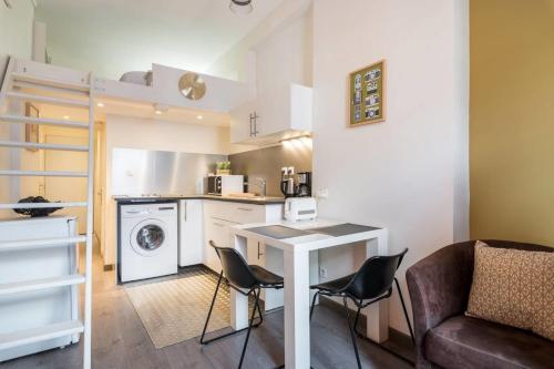 GuestReady - Gorgeous Duplex Studio in Central Lyon Lyon france
