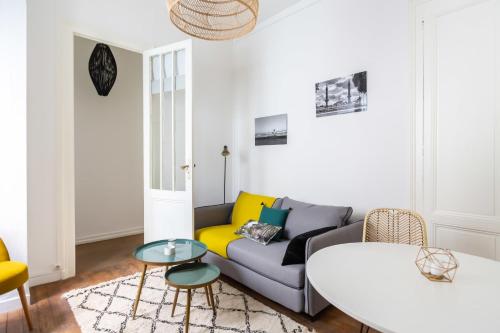 GuestReady - Modern Apartment in City Center for up to 4 guests! Bordeaux france