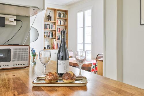 Appartement GuestReady - Radiant 1-Bedroom Apartment in the 9th District 28 Rue Saint-Lazare, Paris, France Paris