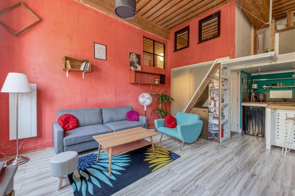 Appartement GuestReady - Rustic 2 Bdr Flat in Boucle-Gros Caillou 51 Rue Eugène Pons, Lyon, France, 69004 Lyon