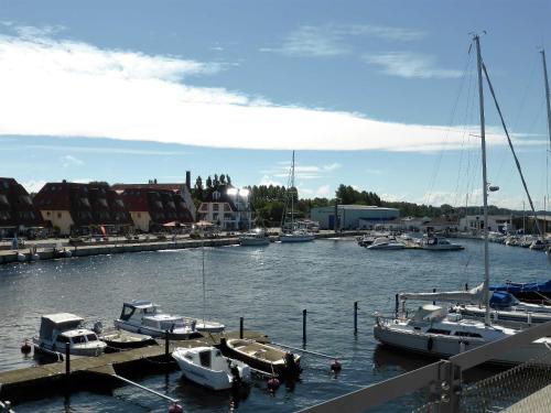 Appartement Guido's Ostseetraum, an idyllischen Stränden relaxen, Wiek Hauptstr 10 Wiek auf Rügen