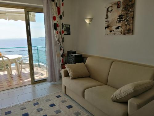 Appartement Guillaumont Apartment 13 Boulevard Charles Guillaumont Juan-les-Pins