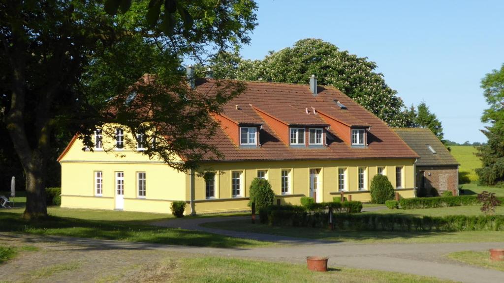 Appartement Gut Rattelvitz, Parterre A Volsvitz 8, 18569 Gingst