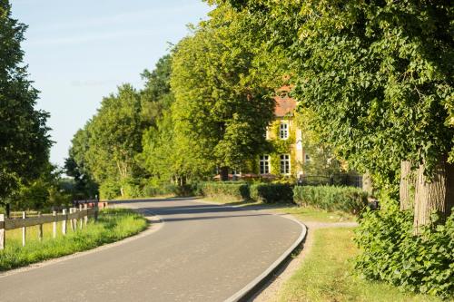 Séjour chez l'habitant Gutshauszimmer Neu Gaarz 6 Dorfstraße Neu Gaarz