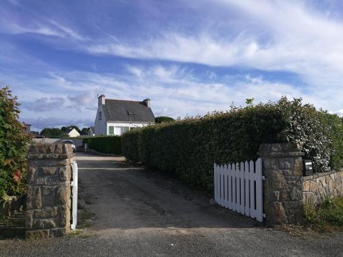 Séjour chez l'habitant GWEL AR MOR Premier étage 100m de la plage et GR34 20 Route de Nodeven Brignogan-Plage