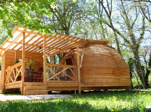 Habitat Créateur - Hébergements insolites au camping municipal \ Recoubeau-Jansac france