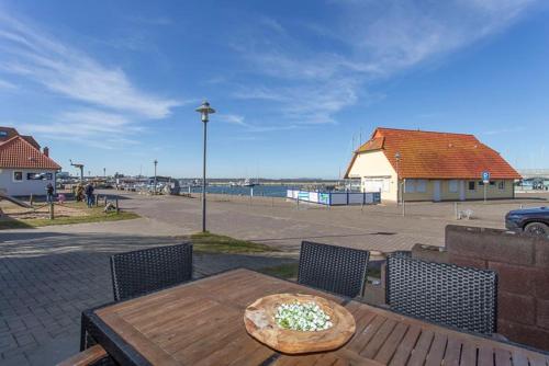 Appartement Hafenblick Wiek Am Hafen 9 Wiek auf Rügen