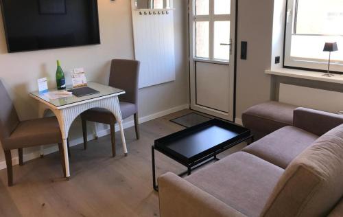 Appartement HAMBURG-No-5-Altes-Bootshaus Trift 20-22 Westerland