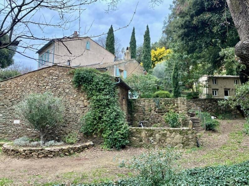 Maisons de vacances Hameau de la Suyère Piste de Camp de la Suyère, 83680 La Garde-Freinet