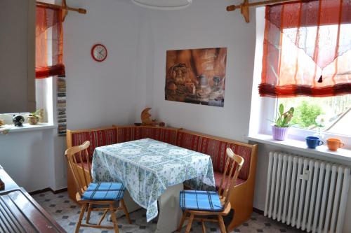 Appartement Haus \ 42 Markus-Semmler-Straße II. OG Bad Schlema