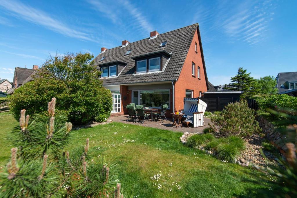 Maison de vacances Haus 32 Friesenweg 5, 25996 Wenningstedt