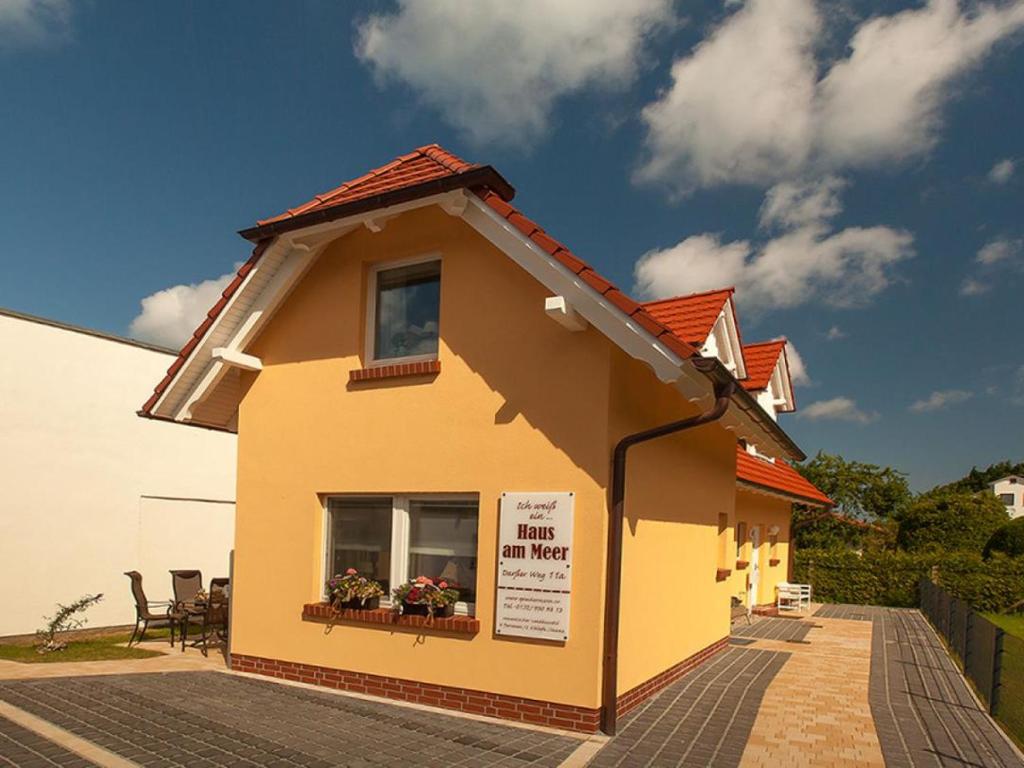 Maison de vacances Haus am Meer, romantische 5-Sterne Doppelhaushälfte für 4 Personen in Zingst Darßer Weg 11 a, 18374 Zingst