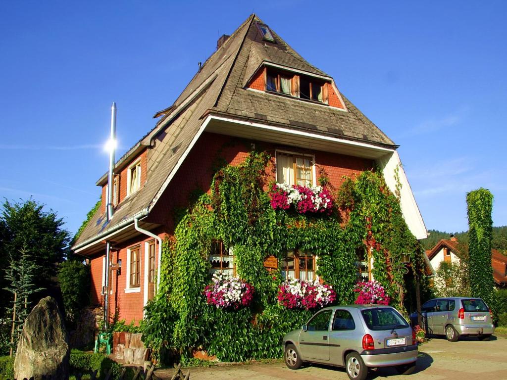 Maison d'hôtes Haus am Tannenhain 5 Alte Poststraße, 79822 Titisee-Neustadt