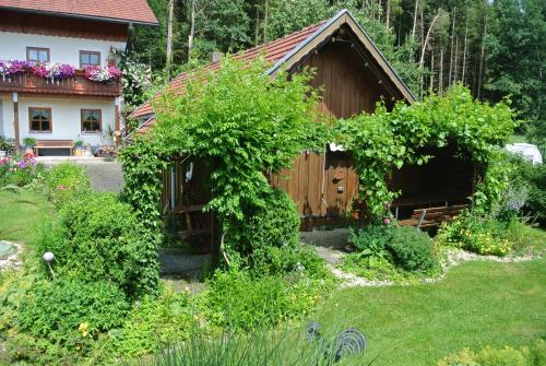 Appartement Haus Am Waldrand - Ferienwohnung Augustin Unterhüttensölden 51 Grafenau