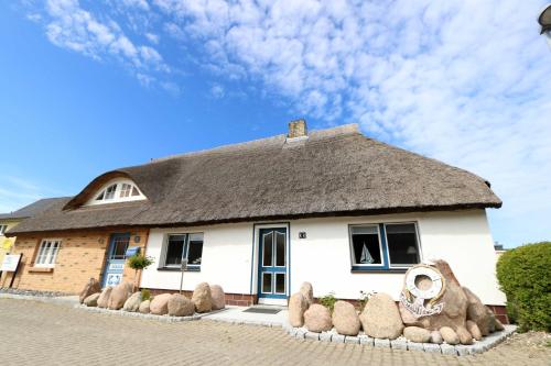 Haus an der Wiek mit Terrasse Gager allemagne