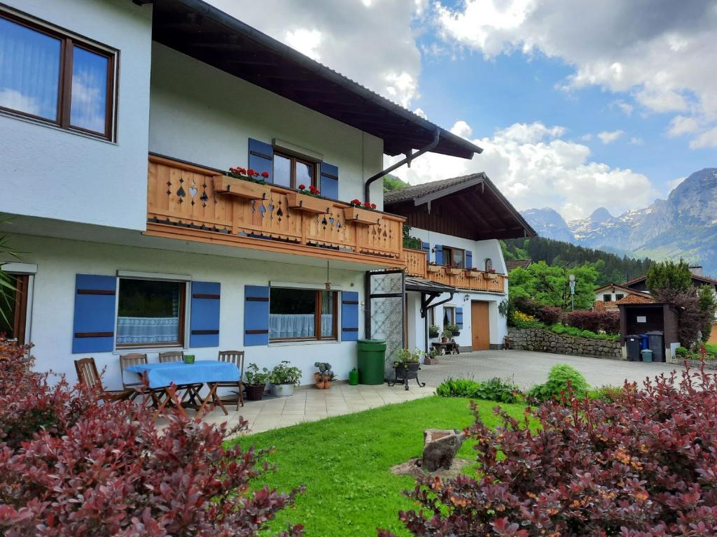 Appartements Haus Angerbichl Riesenbichl 53, 83486 Ramsau bei Berchtesgaden