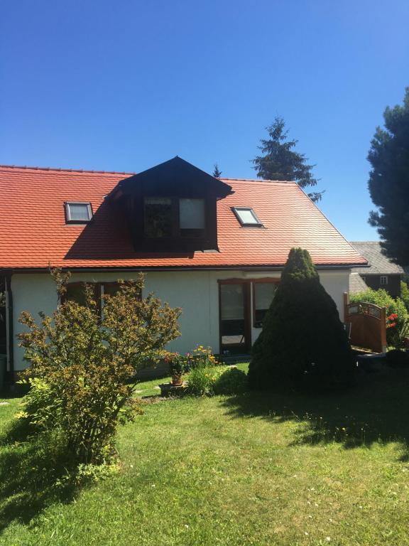 Maison de vacances Haus Bergblick Hochwaldstraße 26 a, 02797 Luftkurort Lückendorf