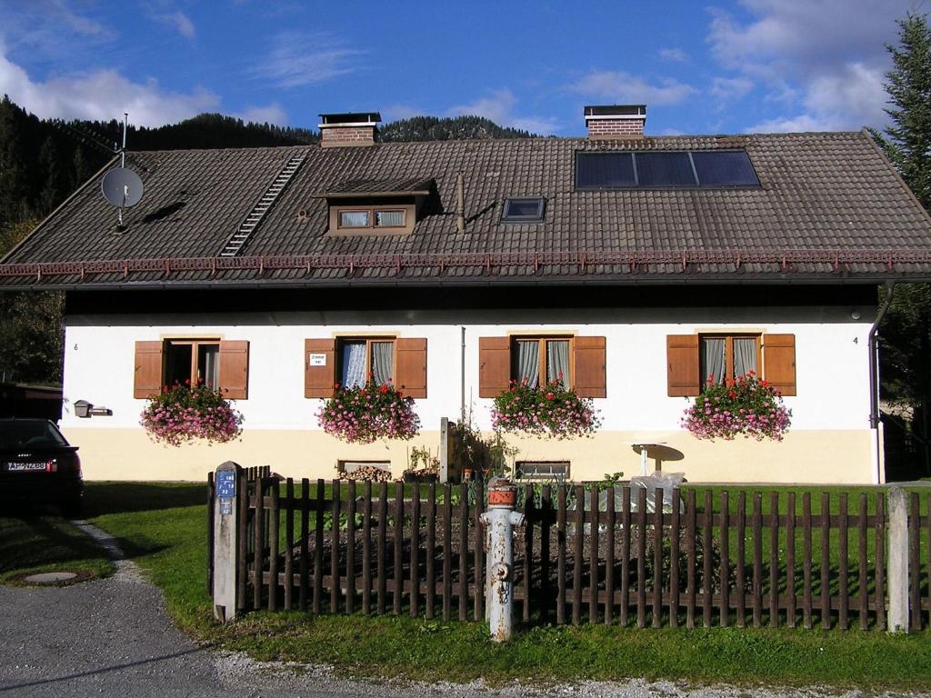 Appartement Haus Betz 4 Kaltenbrunn, 82467 Garmisch-Partenkirchen