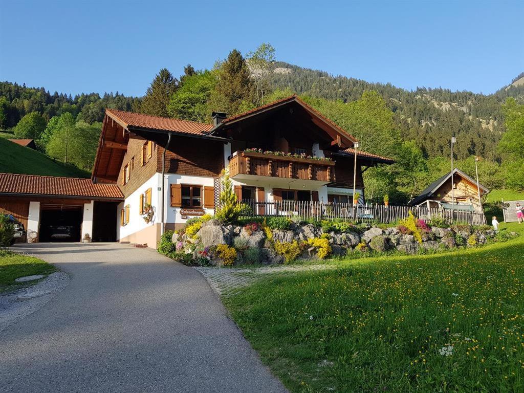 Appartements Haus Eckwiesen 10 Brecheweg, 87541 Bad Hindelang