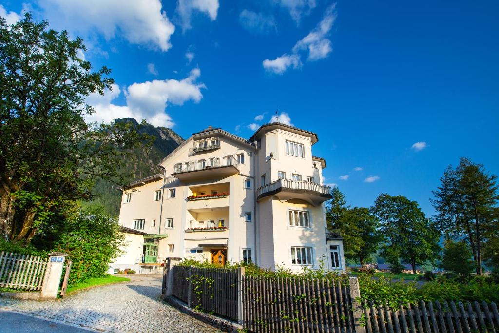 Hôtel Haus Hohenwart Hofreitstraße 38, 83471 Schönau am Königssee