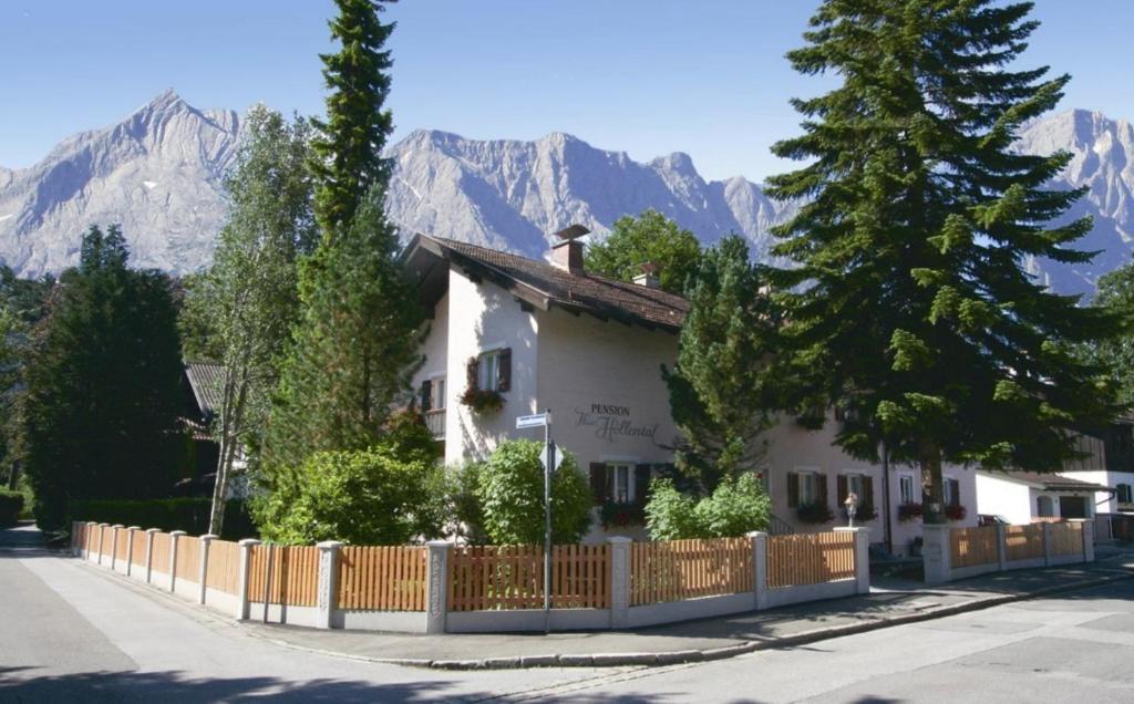 Maison d'hôtes Haus Höllental Höllentalstraße 39, 82467 Garmisch-Partenkirchen
