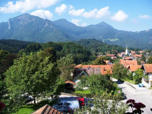 Haus Huber, Neshia Huber Marquartstein allemagne