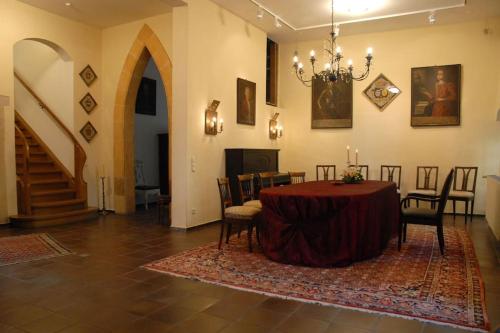 Appartement Haus Keppelborg: ZI Elisabeth mit Burgmauerblick 3 Burg Heek