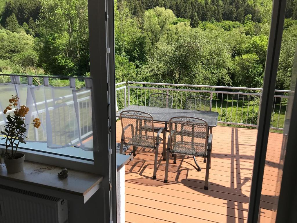 Appartement Haus Kyllblick Gerolsteinerstr. 26, 54574 Birresborn