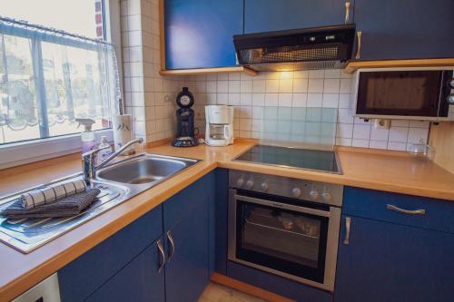 Appartement Haus Leuchtturm - Ebbe 19 Eurostraße Eingang Links Krummhörn