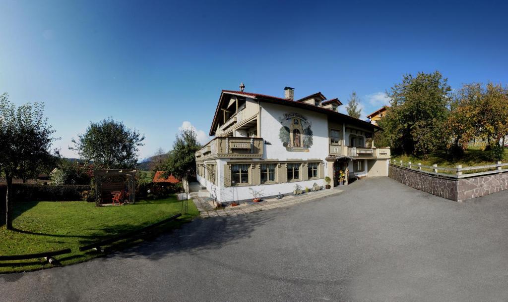 Maison d'hôtes Haus Leutner Am Wiesengrund 8, 94249 Bodenmais