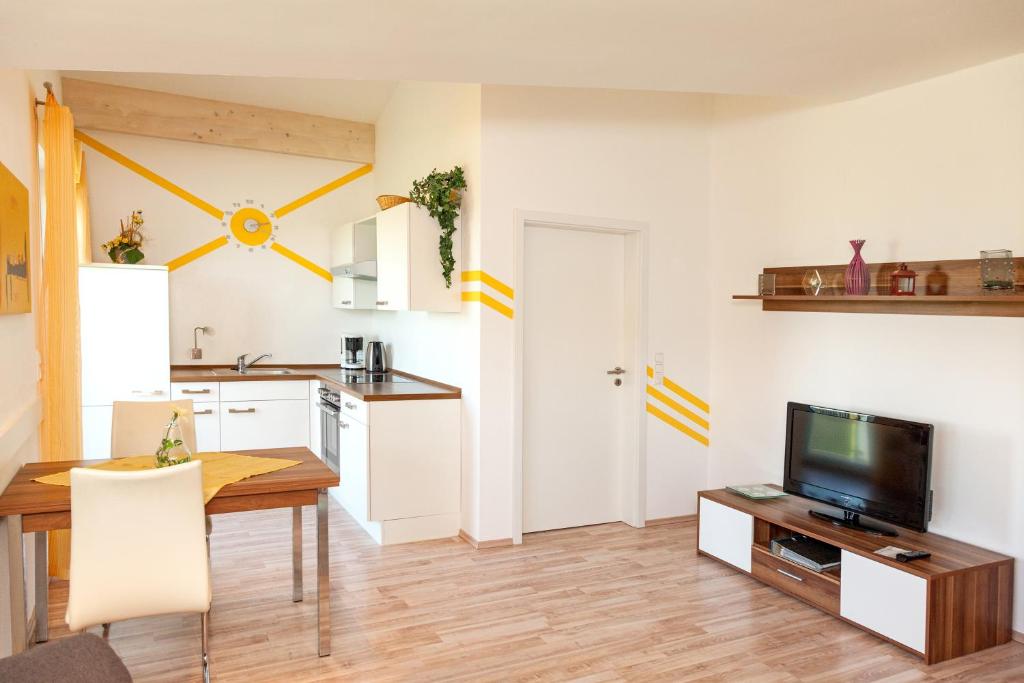 Appartements Haus Lindenfeld Lindenfeld 30, 94099 Ruhstorf