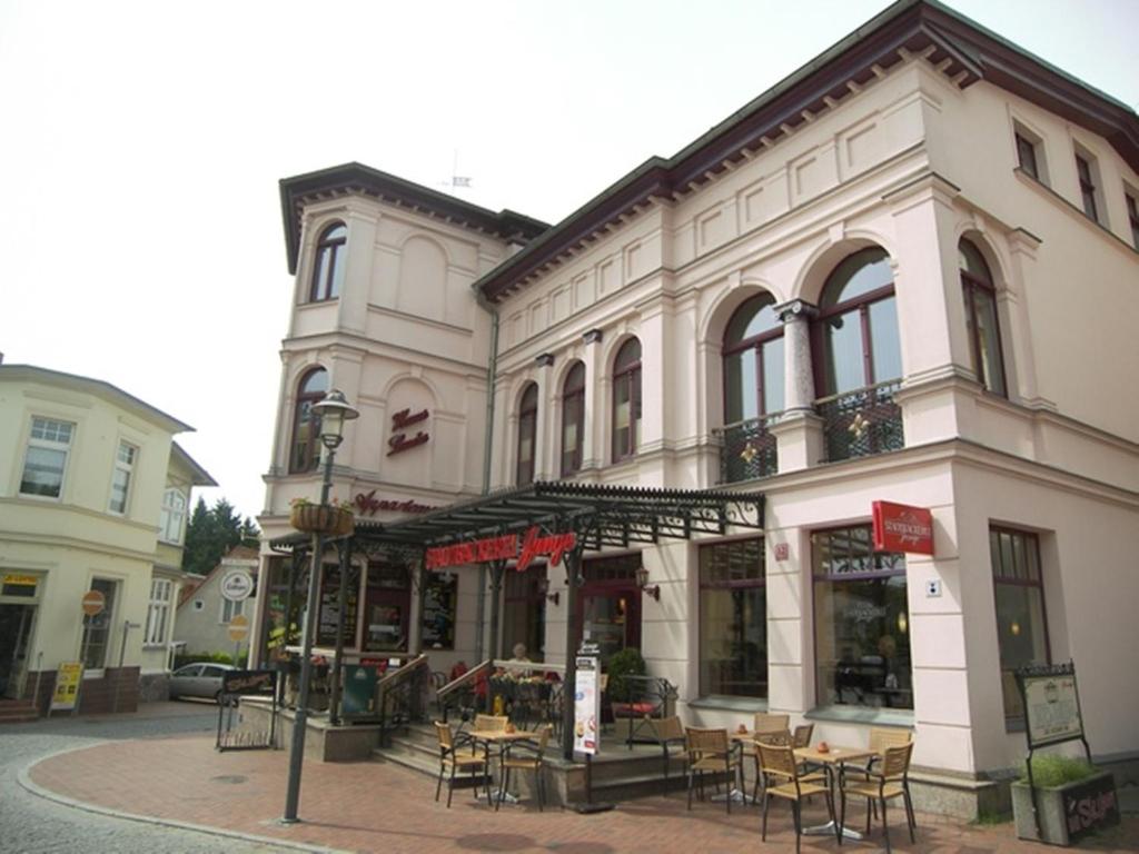 Maisons de vacances Haus Lucie Friedenstraße 12, 17424 Heringsdorf