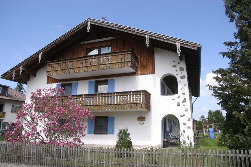 Appartements Haus Magnolia Welfenweg 2, 87645 Schwangau