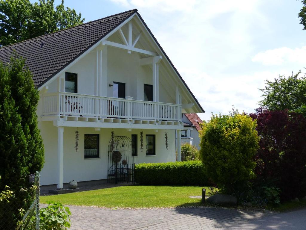 Appartement Haus NORDLICHT 13 Feldstraße, 18586 Göhren