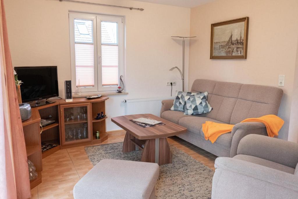 Appartement Haus Sabine - EG Straminke 10a, 18374 Groß Kirr