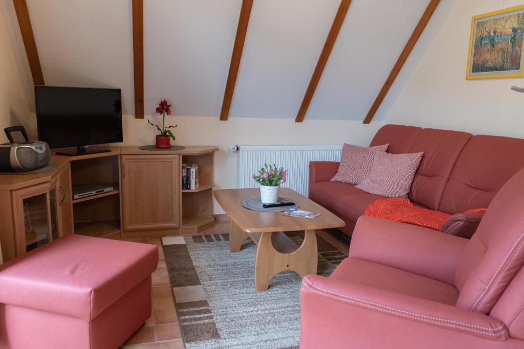 Appartement Haus Sabine - OG Straminke 10a, 18374 Groß Kirr