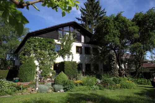 Appartements Haus Schlossblick Jennerstraße 3 Piding