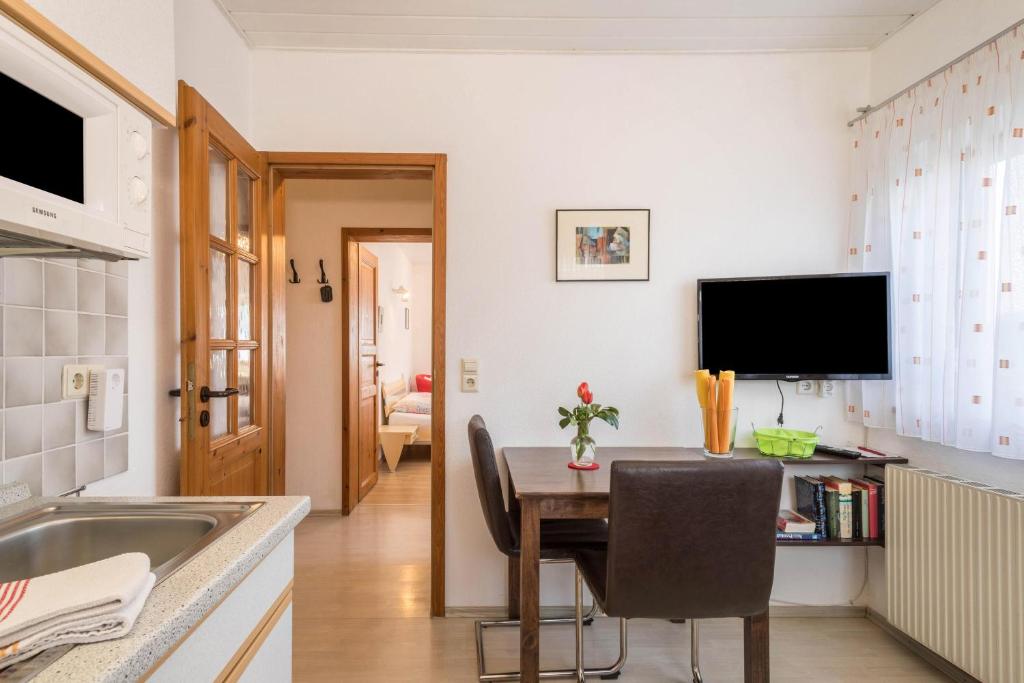 Appartement Haus Schneider 30 Im Schöpfen, 88079 Kressbronn am Bodensee