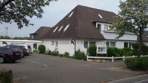 Appartements Haus Sommerwind-Ferienwohnungen mit Schwimmbad und Sauna in Büsum 24 Dithmarscher Straße Büsum