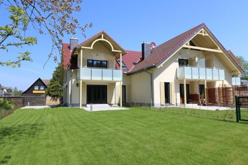 Haus Sterntaucher - Ferienwohnung 06 mit Balkon Thiessow allemagne