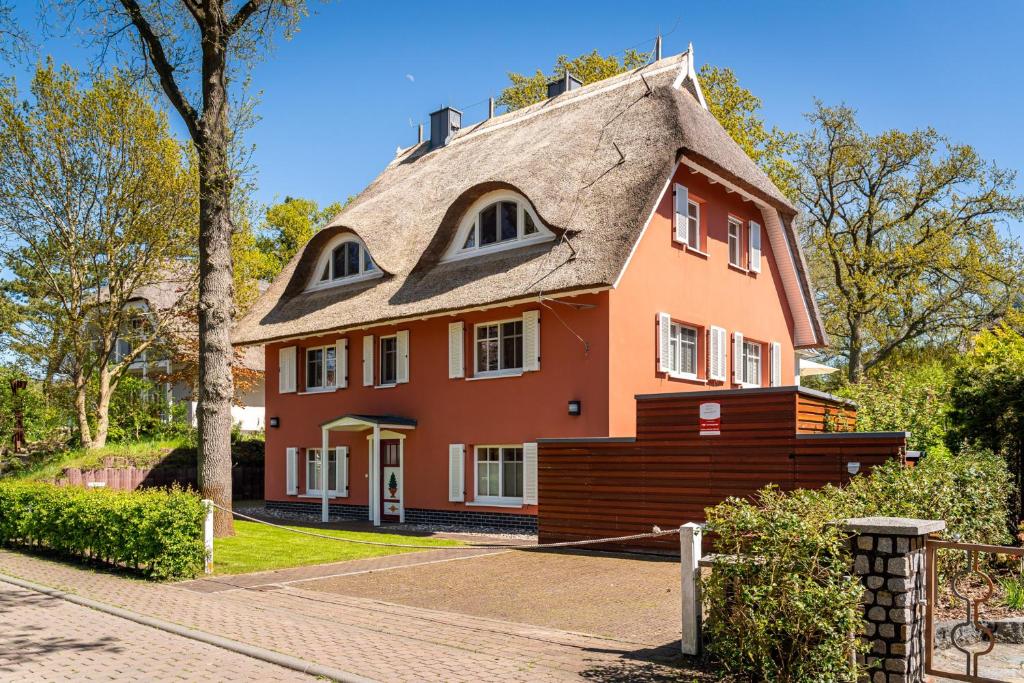 Appartement Haus Strandeiche 01 Schifferberg  11b, 18347 Ahrenshoop