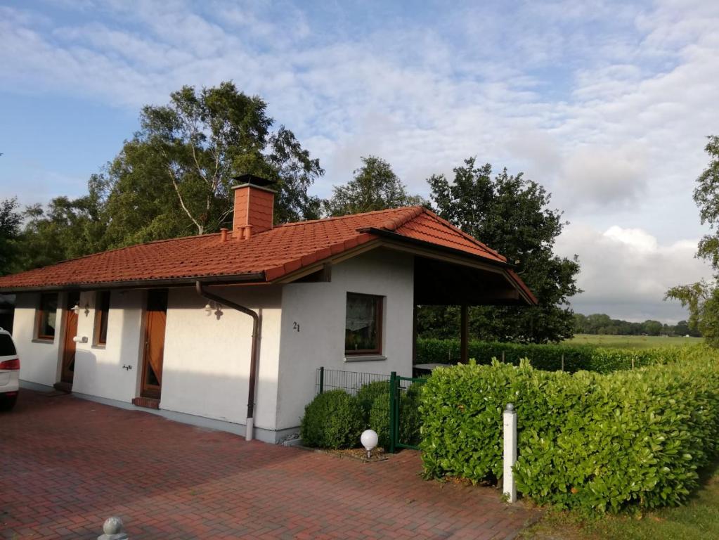 Maison de vacances Haus Vier Pfoten - Hundefreundliches Ferienhaus an der Nordsee Bekassinenweg, 26349 Schweiburg