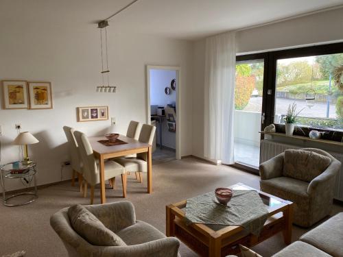 Appartement Haus Waldblick - Ferienwohnung Sonnenplätzchen, Bad Bergzabern 9 Tabernae-Montanus-Straße Wohnung 16, Etage 2 Bad Bergzabern