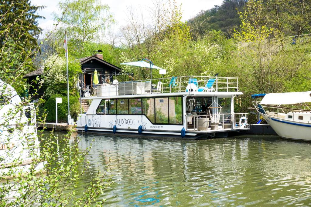 Bateau-hôtel Hausboot Schleuseninsel Emserlandstraße 19a, 56112 Lahnstein